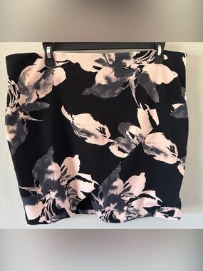 Black Floral Wrap-Front Mini Skirt in Light Pink